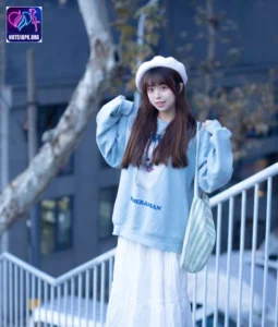 Read more about the article Beautiful Ma Hua Star Influencer Populer di Chinese Livestream Hot51